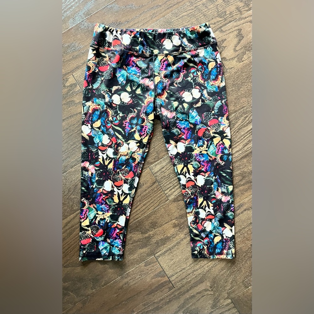 Boston Proper Cropped Leggings